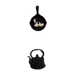 Set Of 2 Mini Cast Iron Kitchen Decor Pieces PreOwned Vintage Cute Rare 4 & 6”